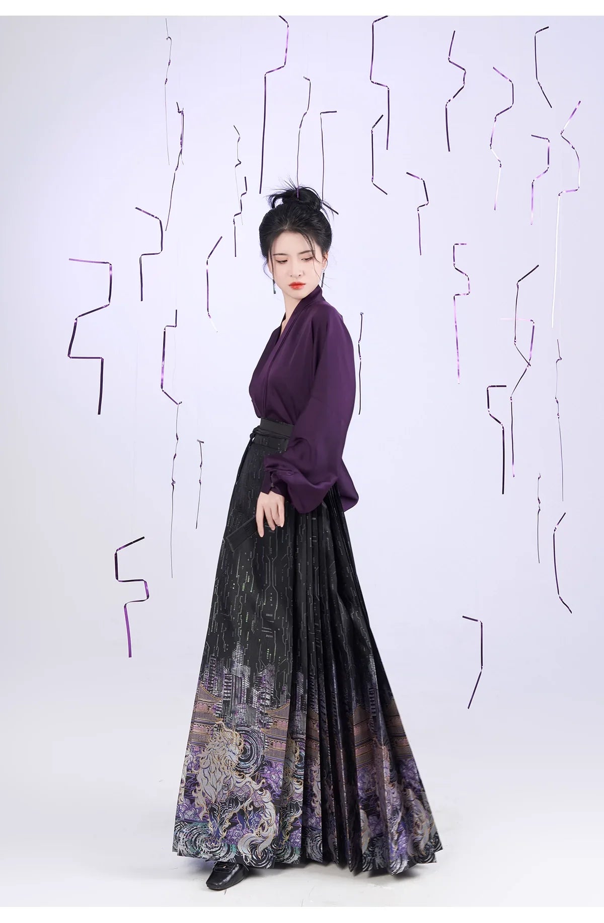Ming Dynasty x Modern Hanfu: Cyber Qilin 赛博麒麟 (Preorder)