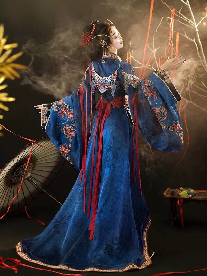 Snake Spirit - Warring States and Han Dynasty Straight Hem Robe