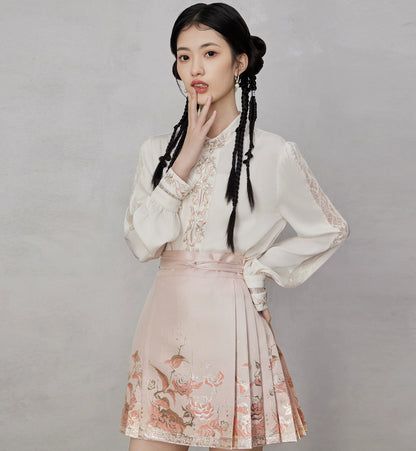 Ming Dynasty Modern Hanfu, Mamianqun, Rose 鎏金玫瑰 (Preorder)