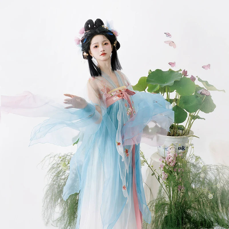 Zhiyi 知意 - Tang Dynasty Style Qixiong Ruqun