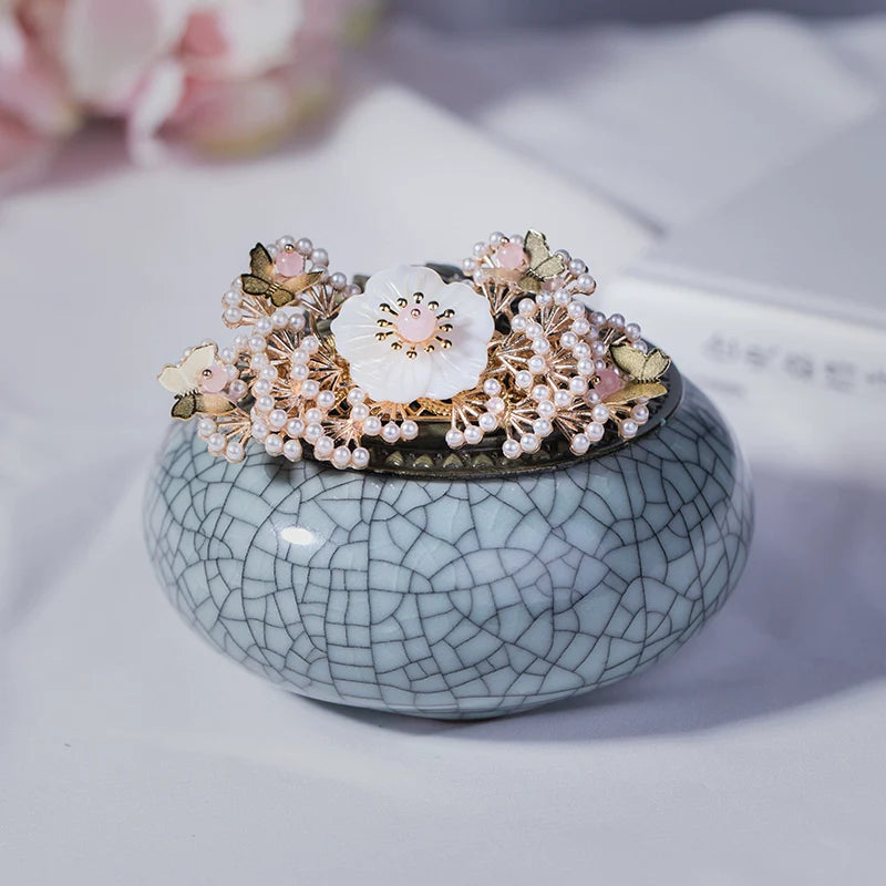 Headdress: Million Petals