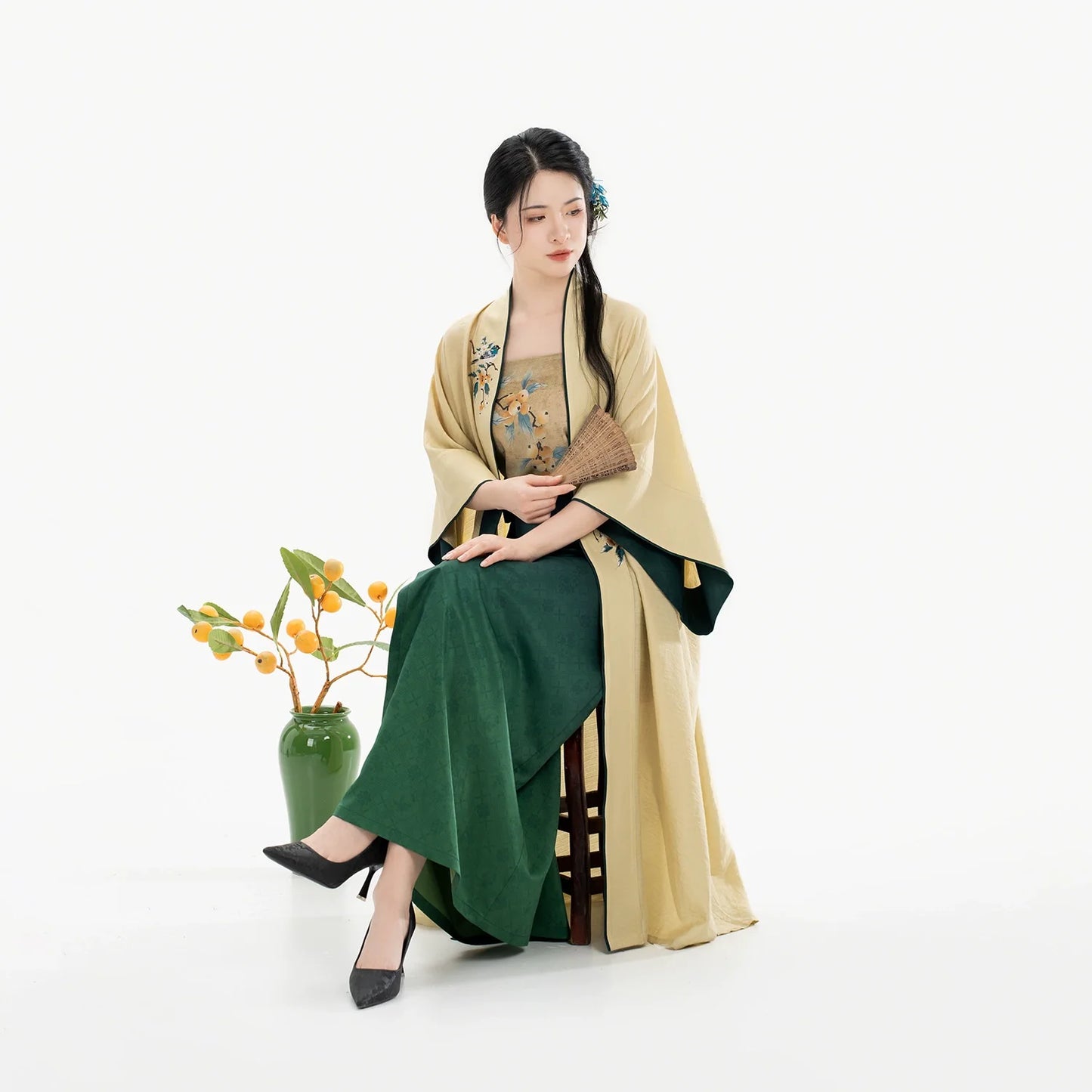 Loquat 枇杷 - Modern Song Dynasty Hanfu Outfit (Preorder)