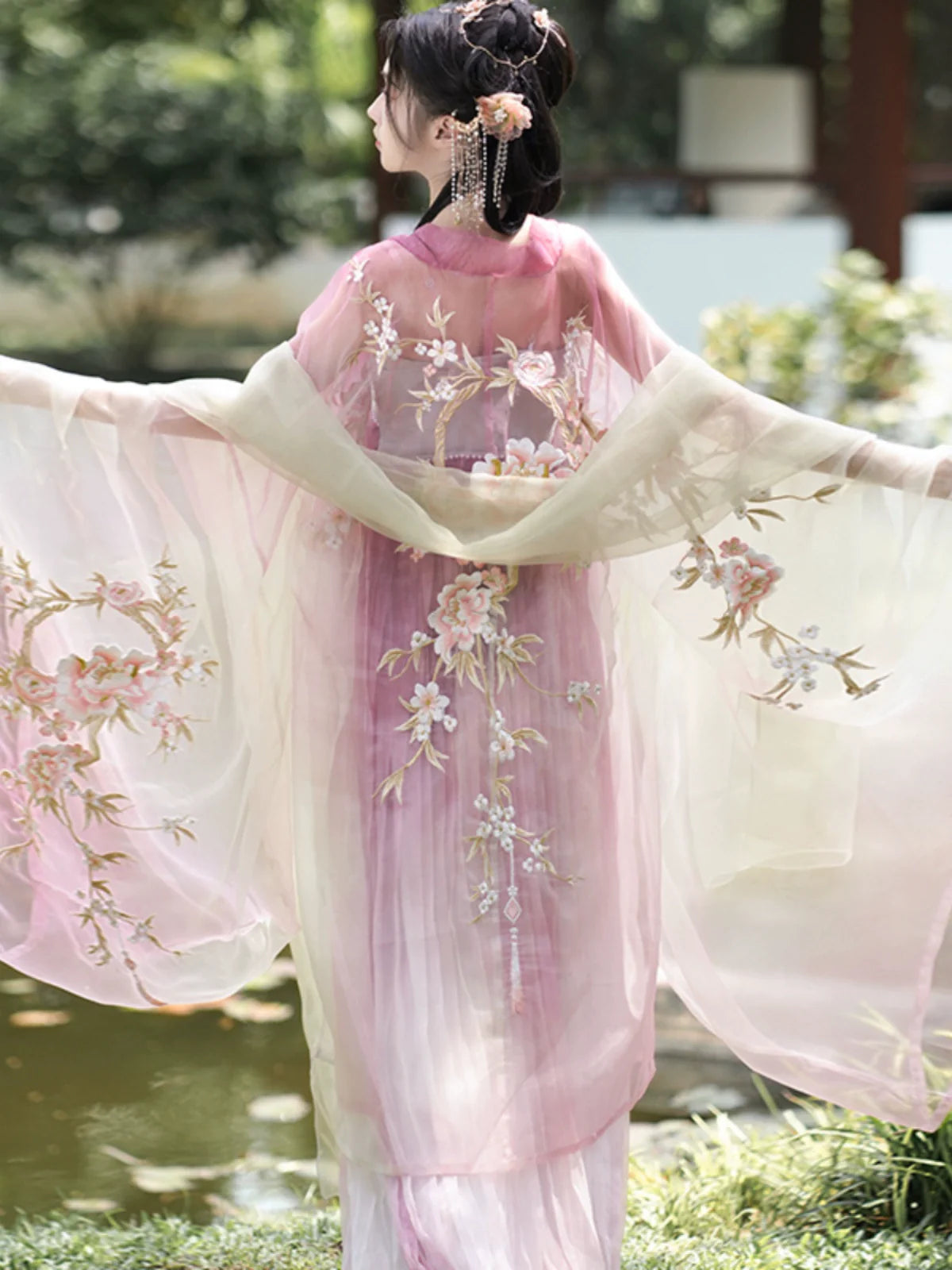 Peach Blossom God 桃花神 - Tang Dynasty Style Hanfu Dress Heziqun