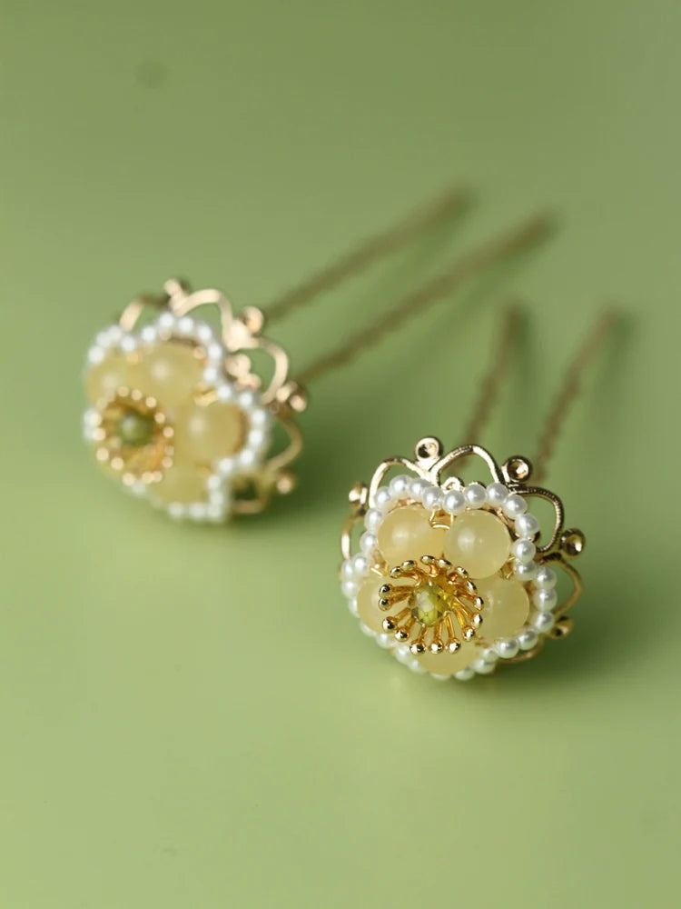Hair Pins: Xinhe