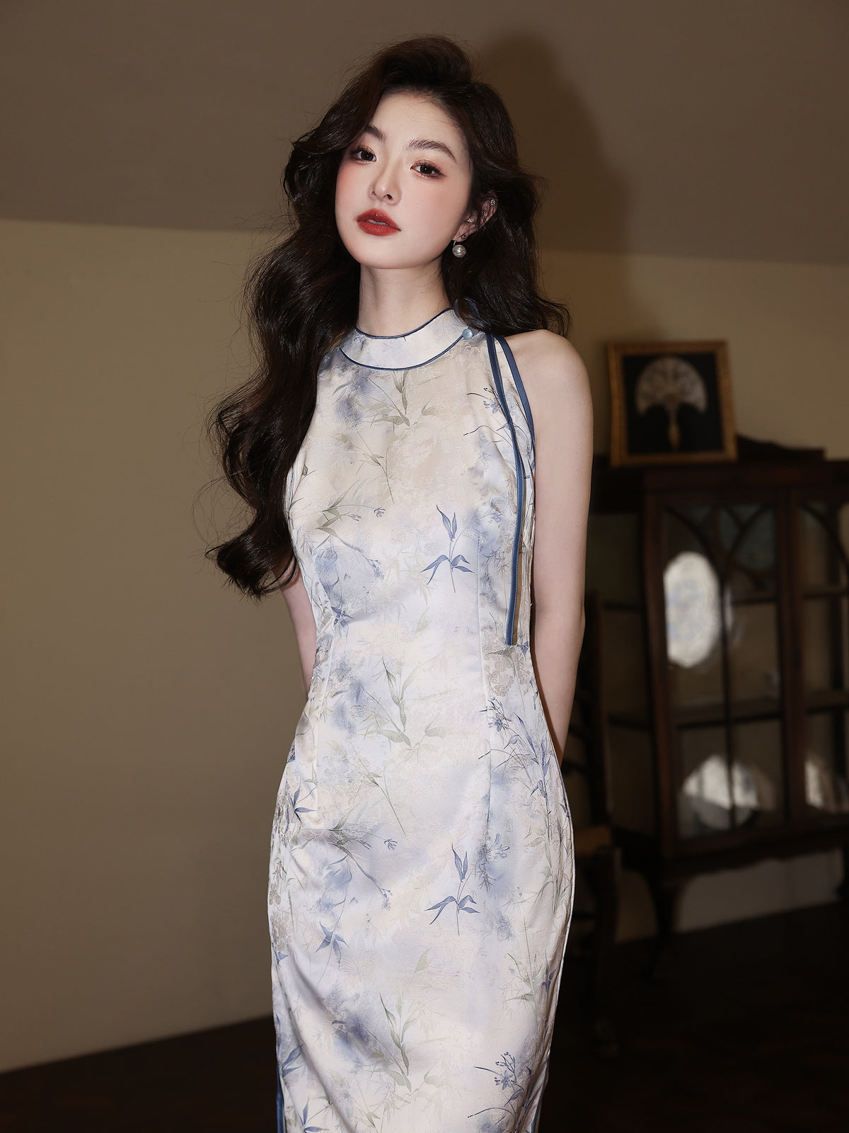 Bamboo Rhyme 竹韵 - Halter Neck Bamboo Style Cheongsam