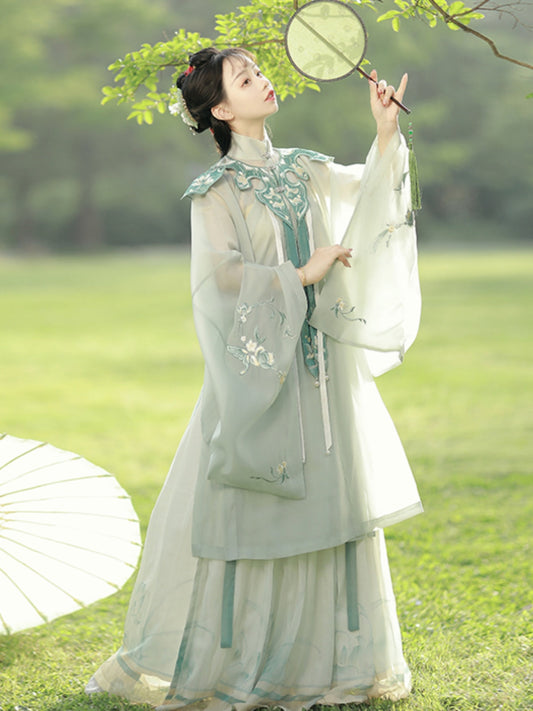 Fern - Robe & Pleated Skirt Ming Dynasty Hanfu Set