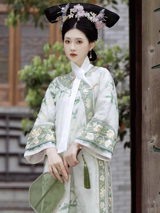 Princess 格格 - Qing Dynasty Manchu Traditional Costume