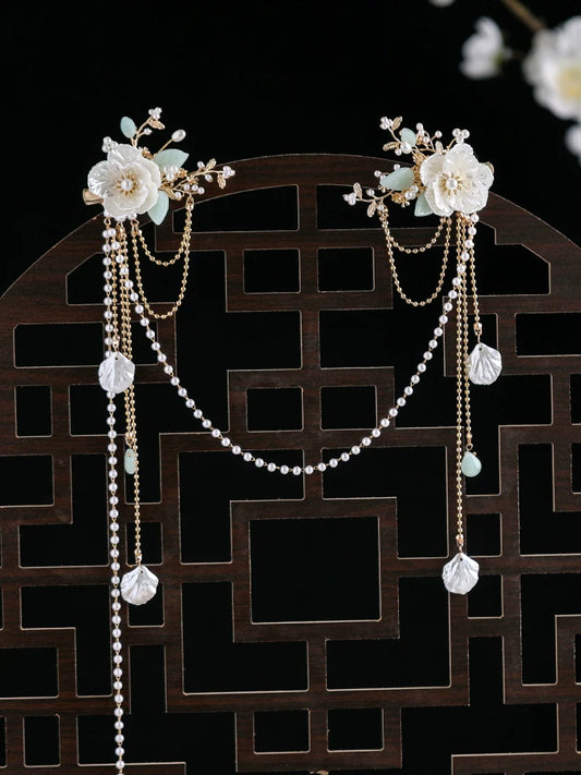 Back Hair Pin: Gardenia