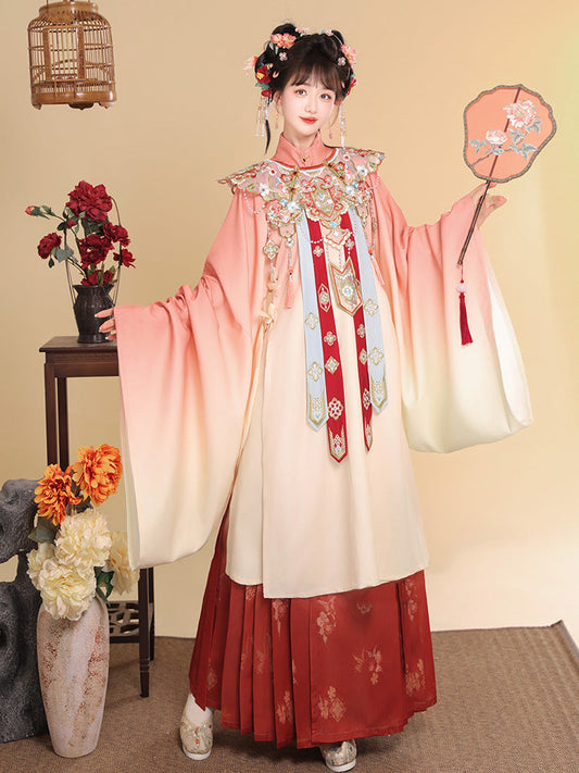 Happy Flower God 花神悦 - Cloud Collar & Mamianqun Ming Dynasty Hanfu Set