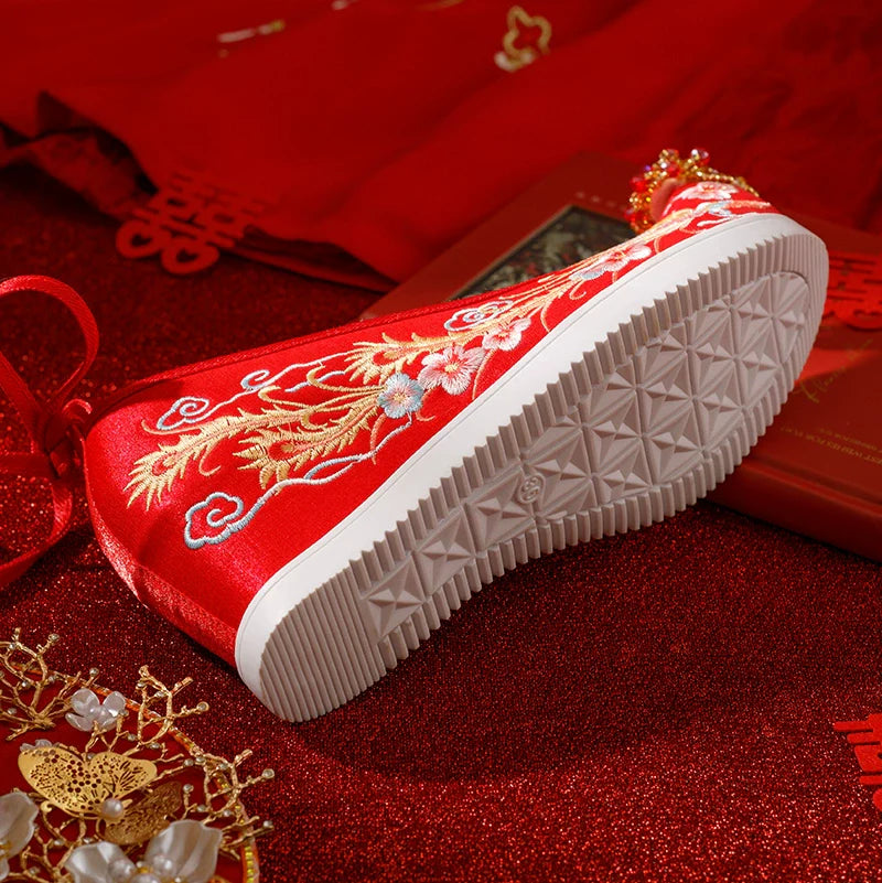 Bloom - Wedge Heels Embroidered Hanfu Bridal Shoes