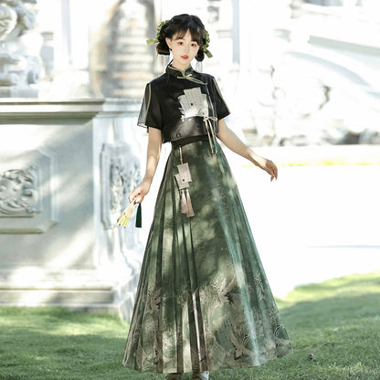 Herbal Medicine 草药 - Modern Ming Dynasty Hanfu Outfit