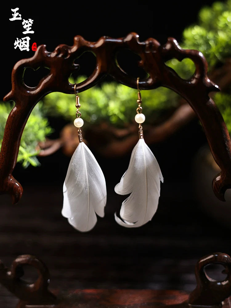 Hair Clips: Crane Feathers