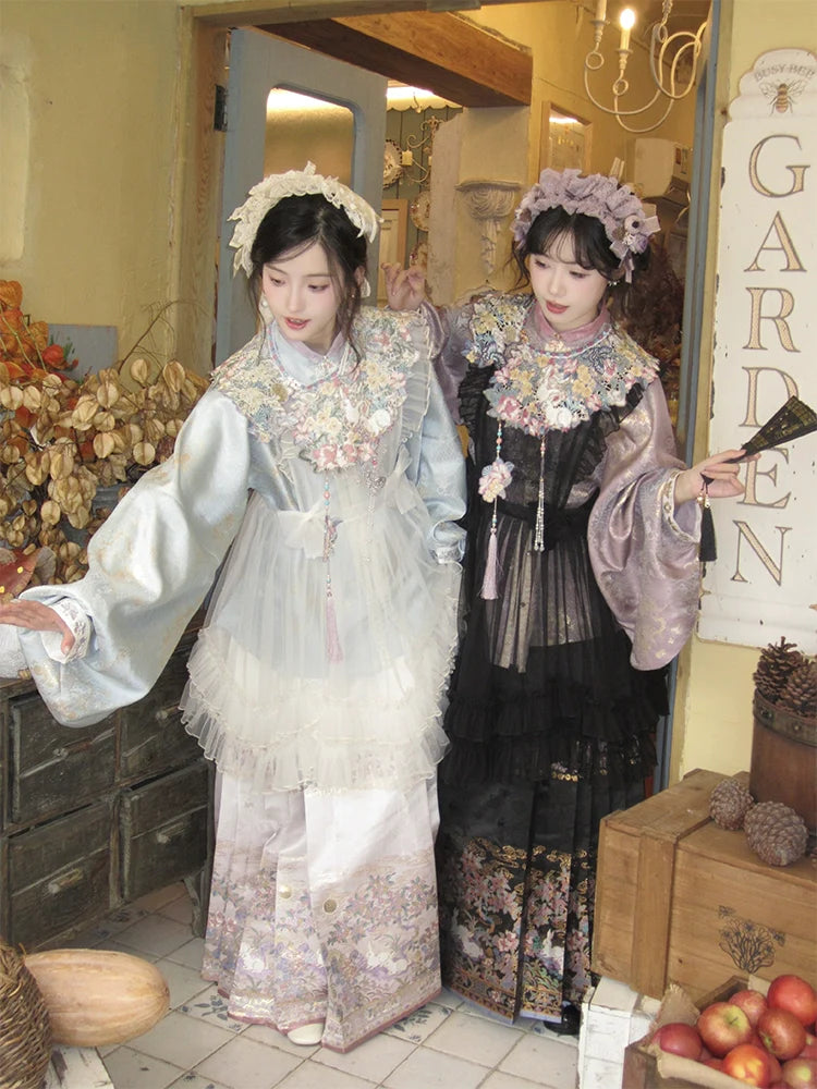 Ming Dynasty Modern Hanfu, Moon Rabbit Doll House 月兔娃娃屋 (Preorder)