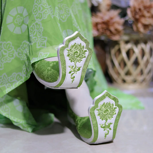 Rapunzel - Traditional Hanfu Shoes with Pointed Upturned Toe