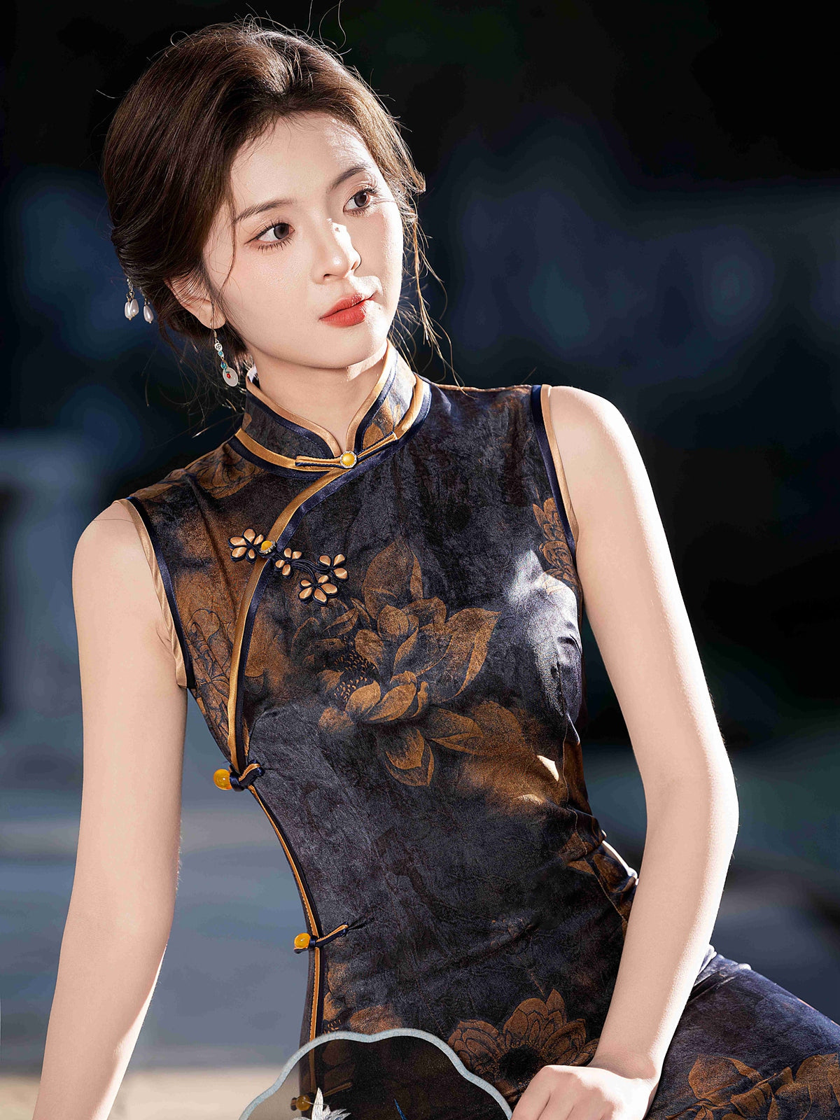 Copper Flowers - Sleeveless Black Satin Long Cheongsam
