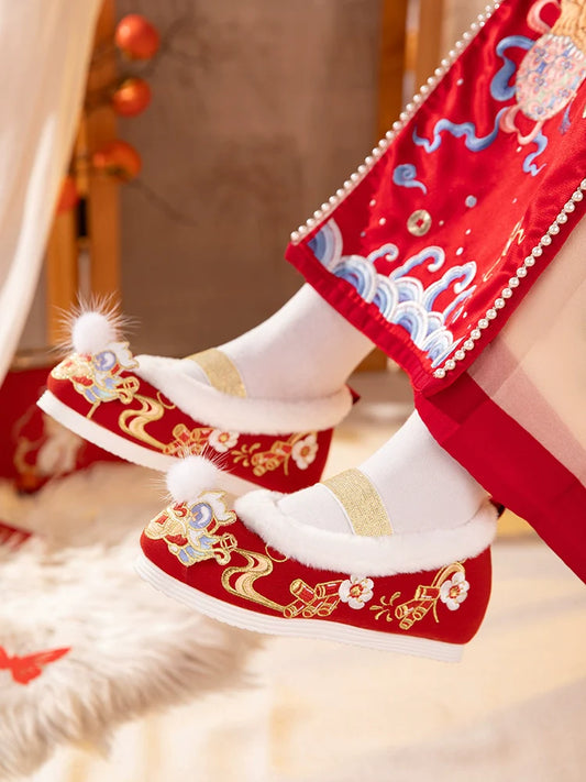 Isla - Embroidered Chinese Hanfu Shoes