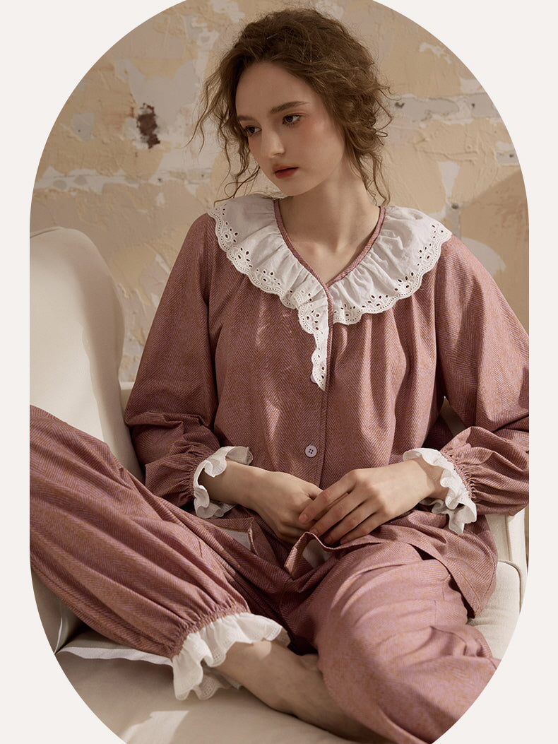 Vintage Rose Lace Collar Pajama Set