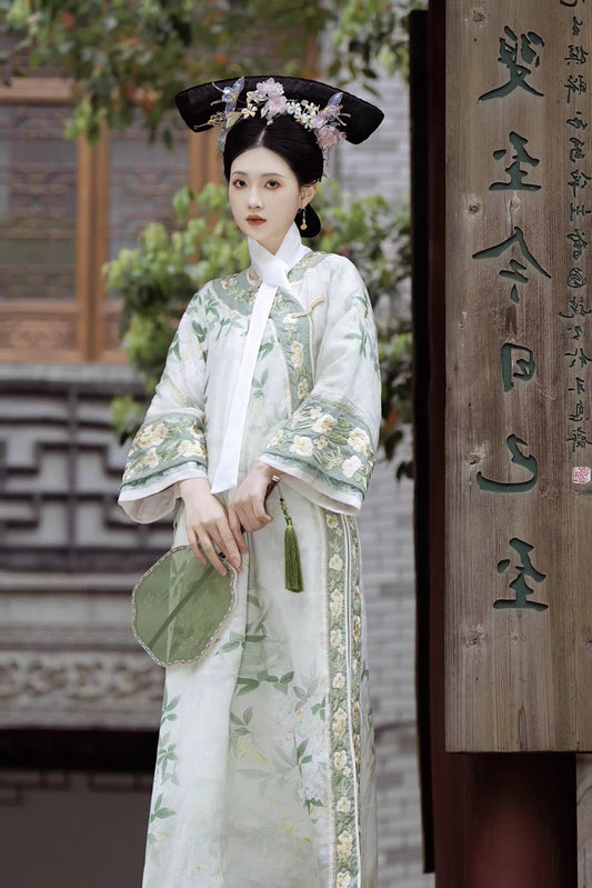 Princess 格格 - Qing Dynasty Manchu Traditional Costume