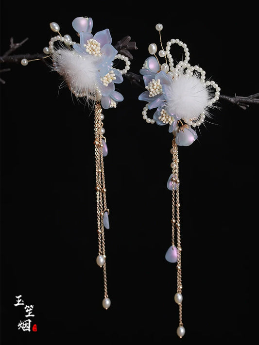 Hair Clips: Riveria