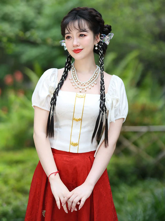 Ming Dynasty x Modern Hanfu: Belle (Preorder)