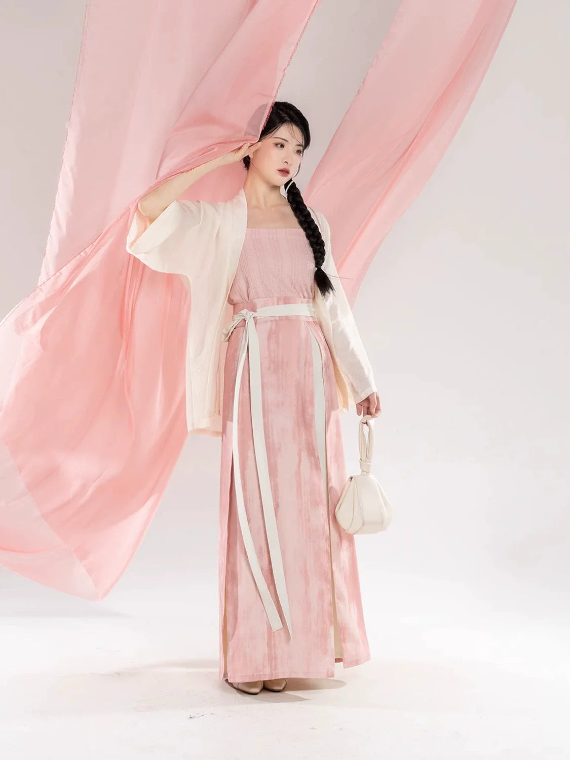 Peach Blossom Yogurt 桃花酪 - Song Dynasty New Chinese Style Outfit (Preorder)