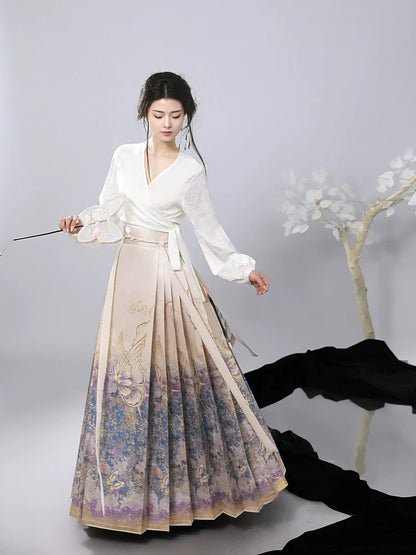 Ming Dynasty Modern Hanfu, Mamianqun, Dainty Flight 小蝴蝶