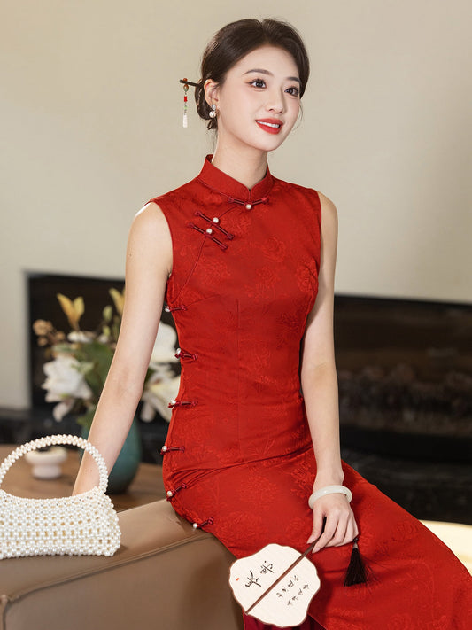 Brewing Happiness - Wedding Cheongsam for Tea Ceremony
