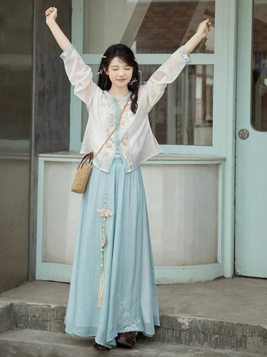 Song Dynasty x Modern Hanfu: Pure Jade 碧玉 (Preorder)