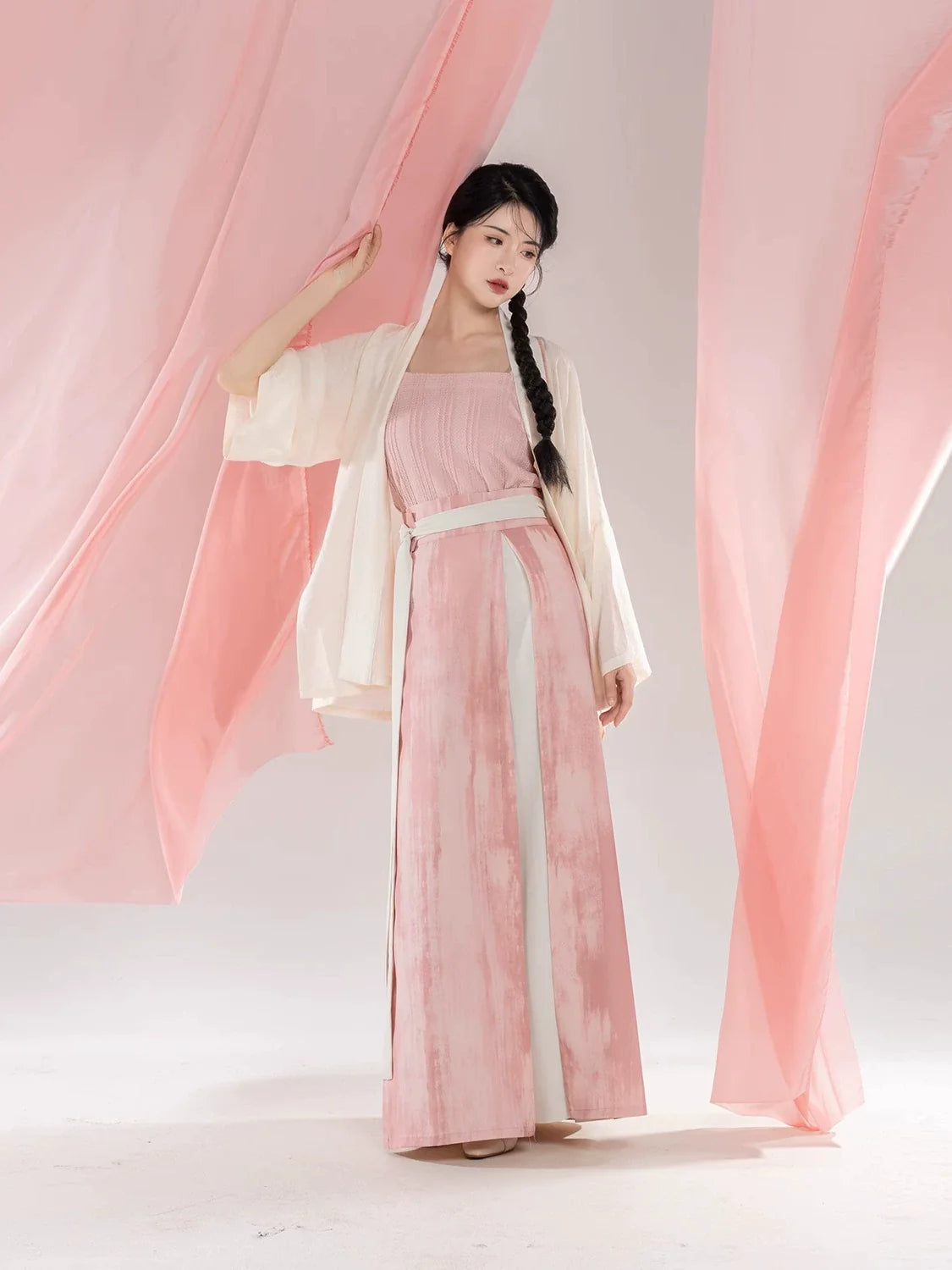 Peach Blossom Yogurt 桃花酪 - Song Dynasty New Chinese Style Outfit (Preorder)