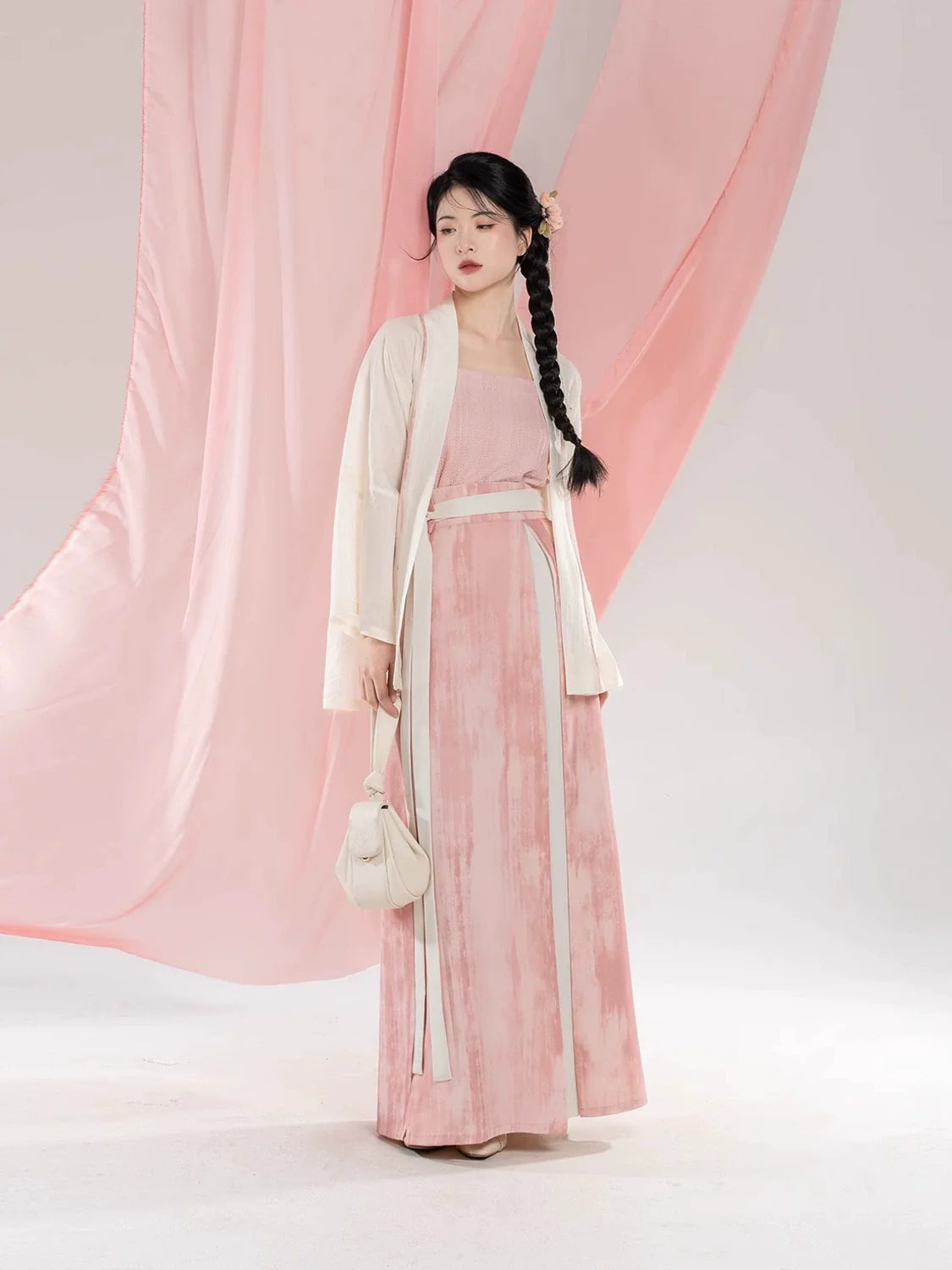 Peach Blossom Yogurt 桃花酪 - Song Dynasty New Chinese Style Outfit (Preorder)