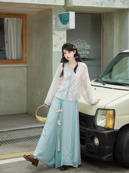 Song Dynasty x Modern Hanfu: Pure Jade 碧玉 (Preorder)