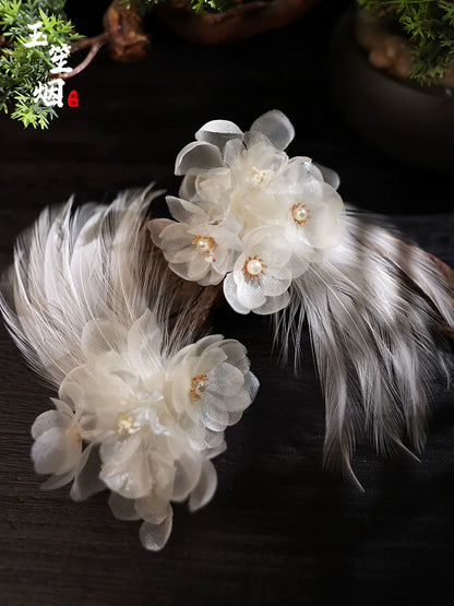 Hair Clips: Crane Feathers