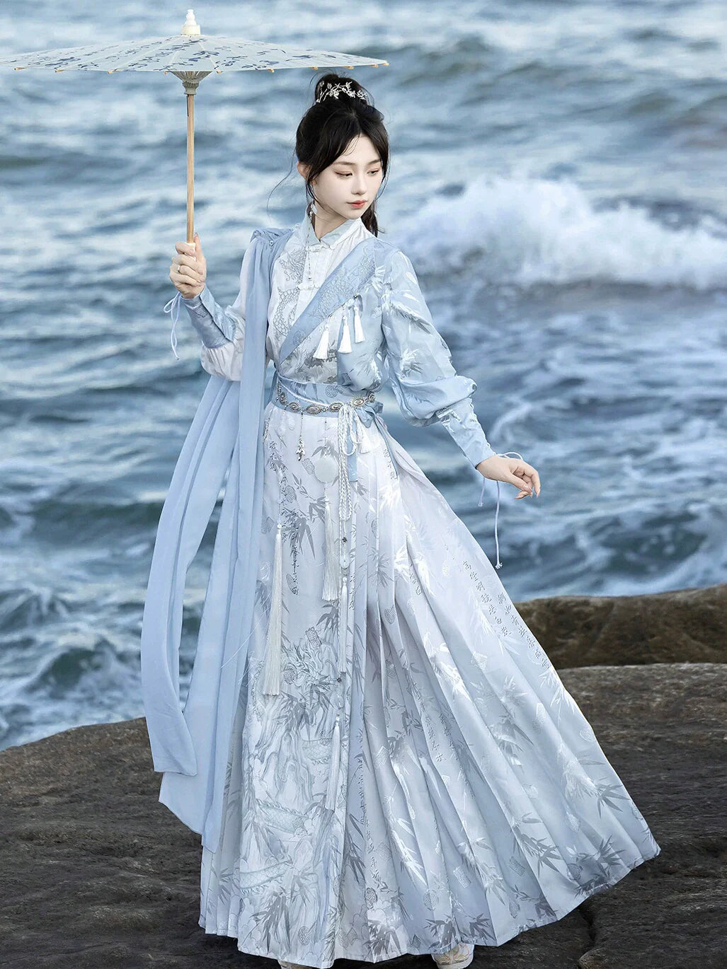 Ming Dynasty Modern Hanfu, New Chinese Style, Mamianqun, Lingyun 凌云