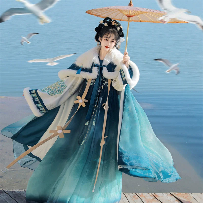 Yan Ruyu 颜如玉 - Tang Dynasty Style Qixiong Ruqun for Winter