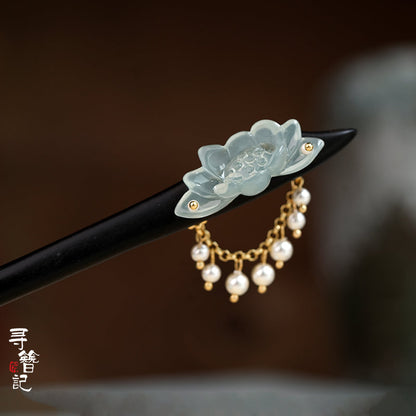 Ebony Hair Stick: Green Lotus