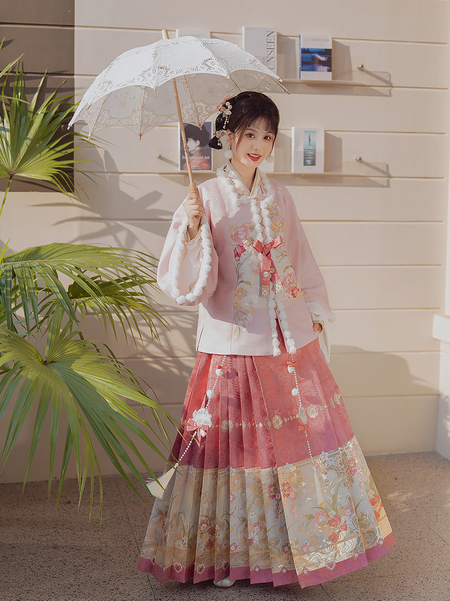 Flower Banquet 团花小宴 - Pipa Sleeve Top & Mamianqun Ming Dynasty Hanfu Set