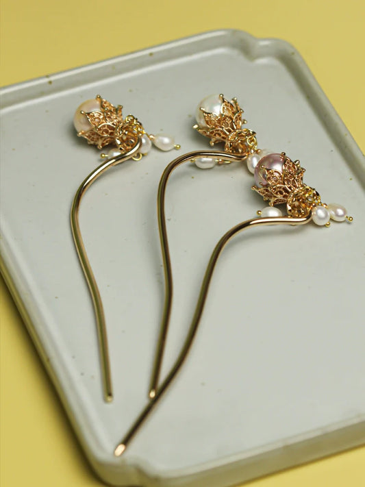 Freshwater Pearl Hair Pin: Margalit
