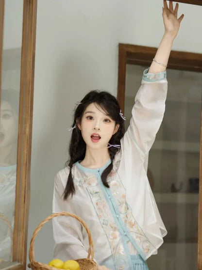 Song Dynasty x Modern Hanfu: Pure Jade 碧玉 (Preorder)