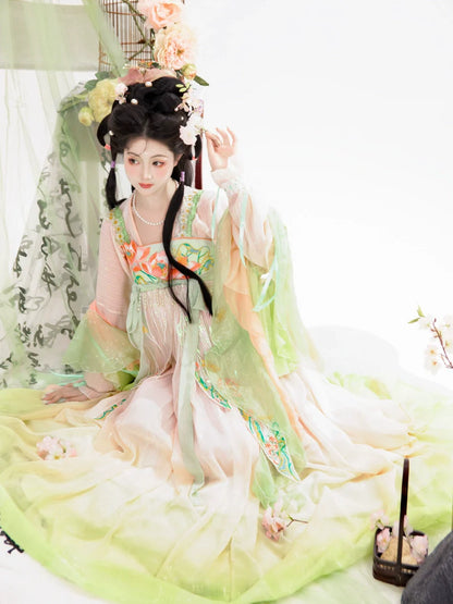 Fairy Words 花仙辞 - Tang Dynasty Style Qixiong Ruqun