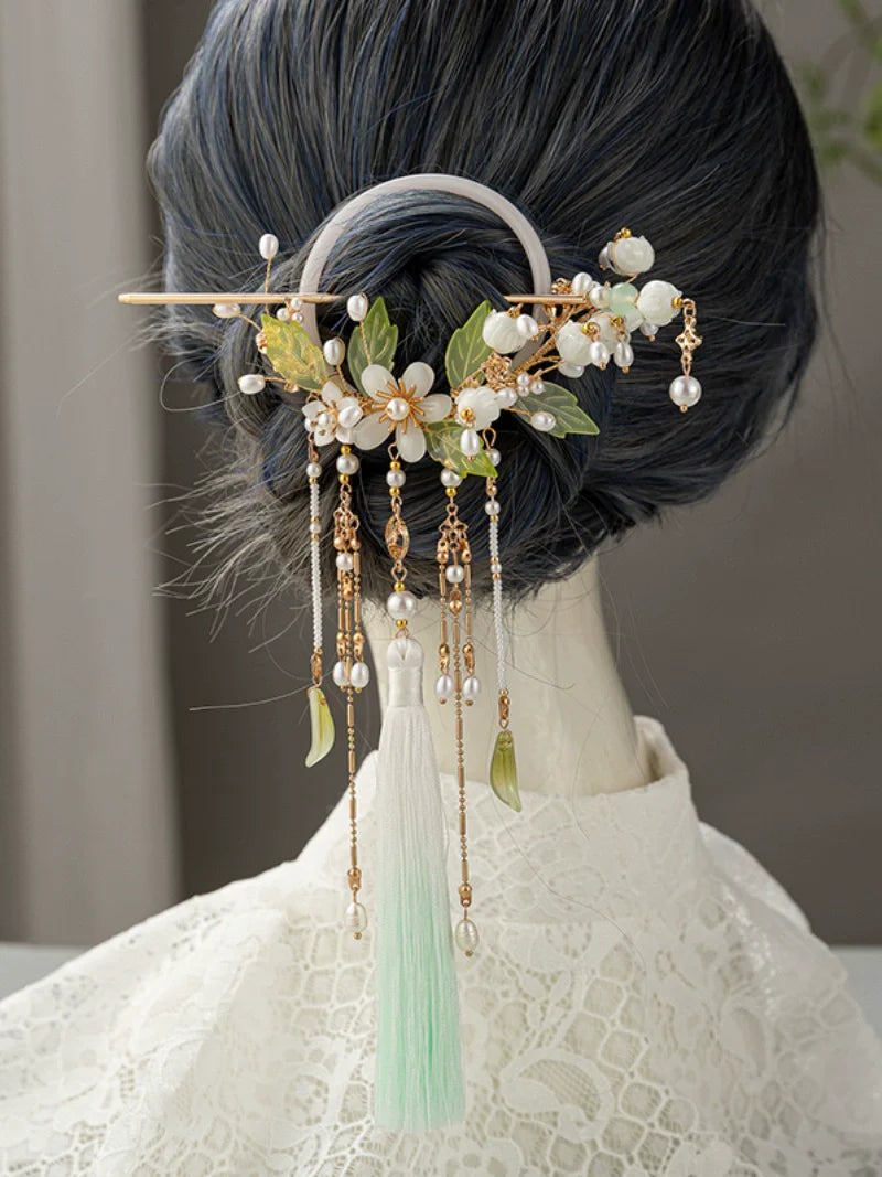 Back Hair Pin: Lily of the Valley