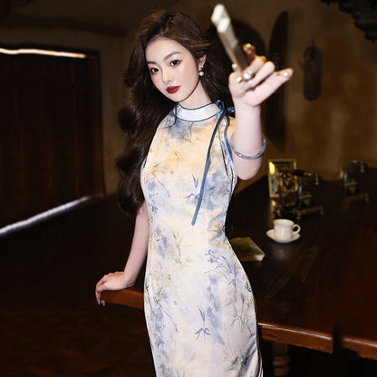 Bamboo Rhyme 竹韵 - Halter Neck Bamboo Style Cheongsam