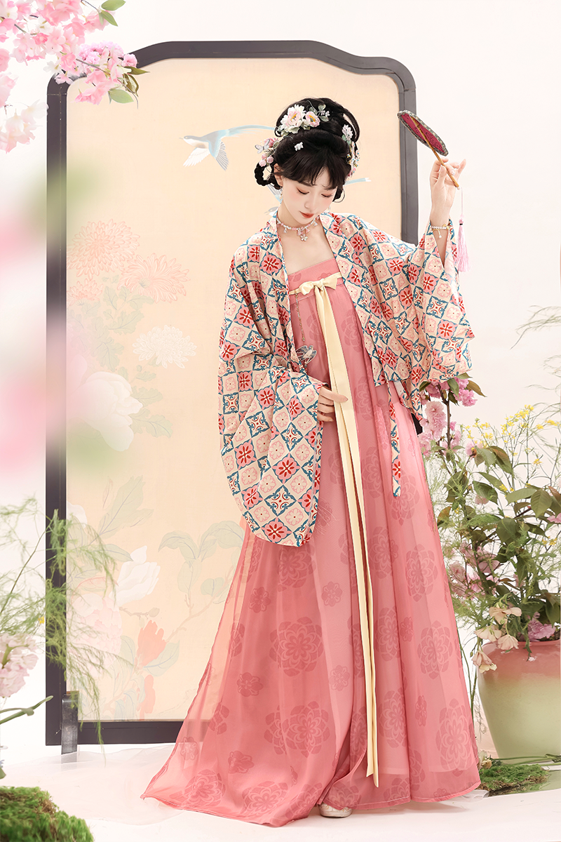 Famen Temple 法门寺 - Tang Dynasty Style Qixiong Ruqun