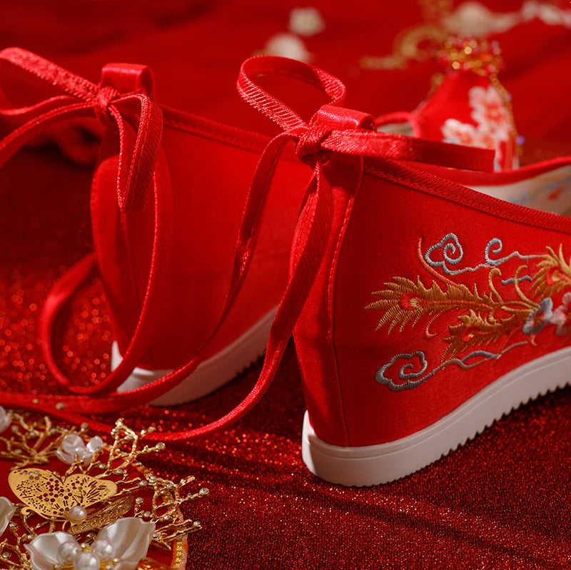 Bloom - Wedge Heels Embroidered Hanfu Bridal Shoes