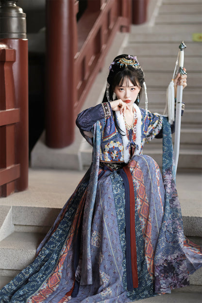 Qingdai 青黛 - Tang Dynasty Style Beizi Qiyao Ruqun