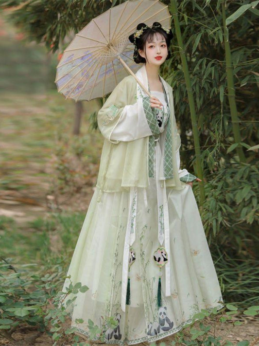 Panda 熊猫 - Song Dynasty Style Qiyao Ruqun Hanfu