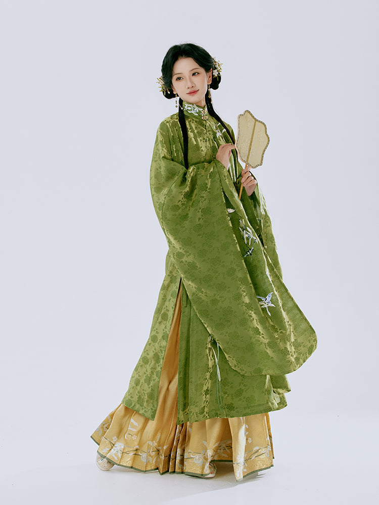 Yougu 幽谷 - Robe & Mamianqun Ming Dynasty Hanfu Set
