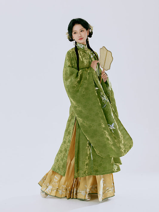 Yougu 幽谷 - Robe & Mamianqun Ming Dynasty Hanfu Set
