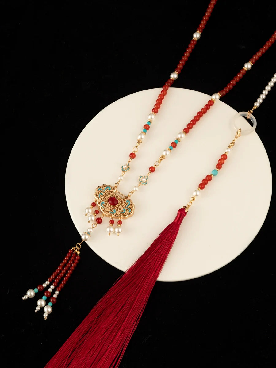 Hongluan Chinese Style Necklace