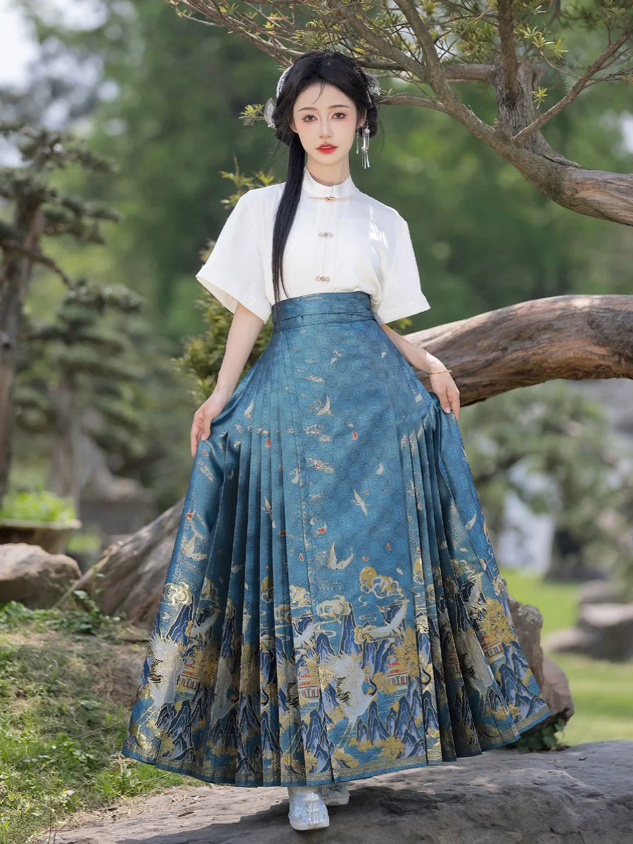 Ming Dynasty Modern Hanfu, Mamianqun, Crane Returns 鹤春归