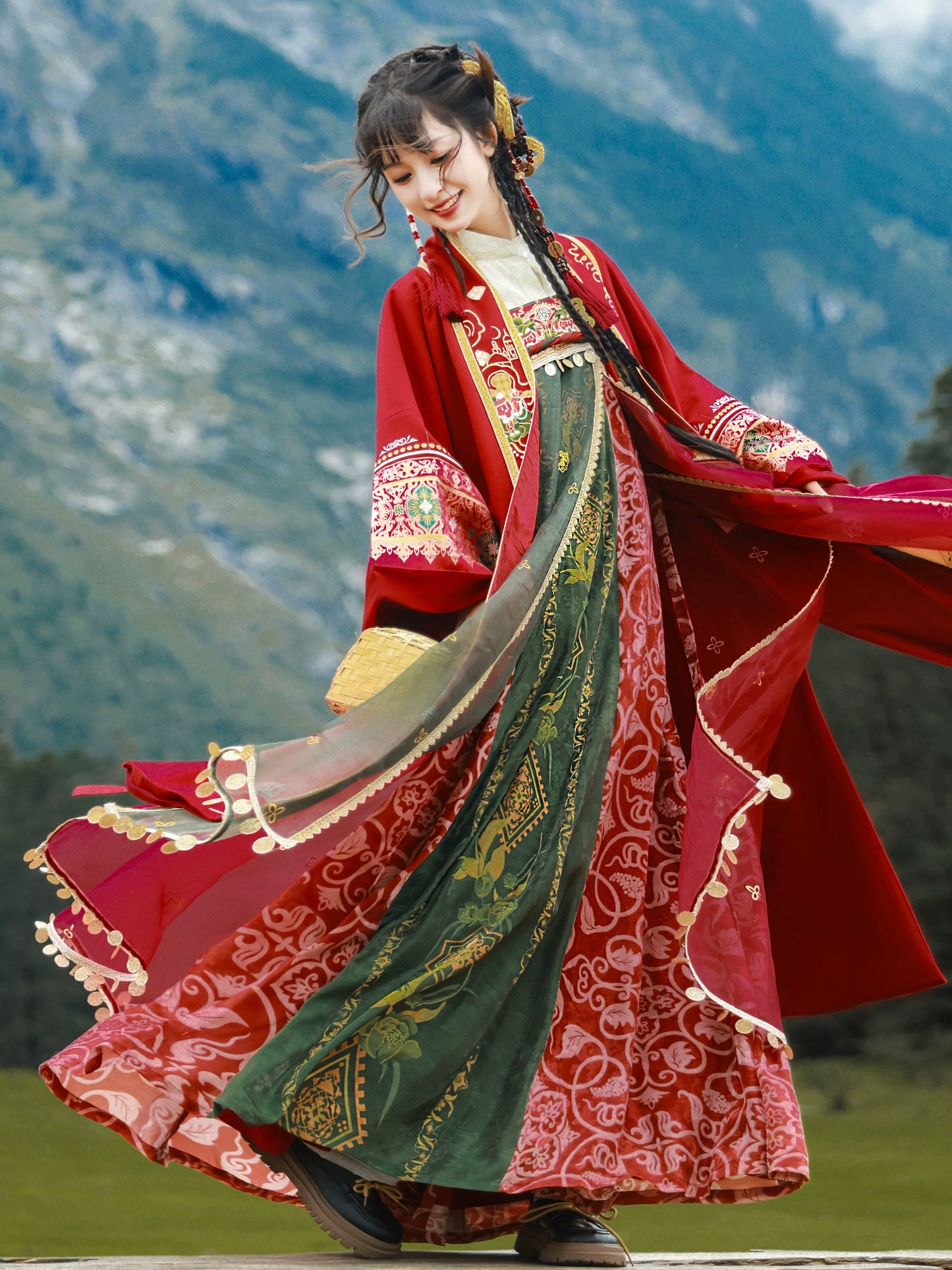 Snow Flame 雪焰 - Modern Tang Dynasty Dunhuang Festive Outfit